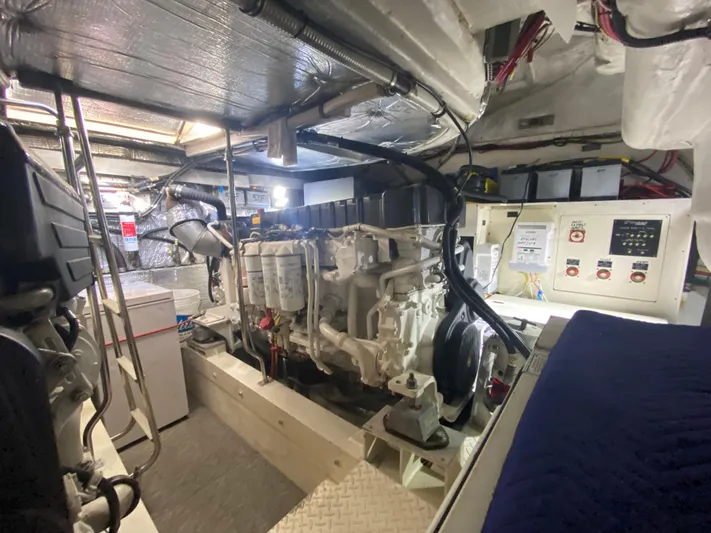 Off Line Yacht Photos Pics 