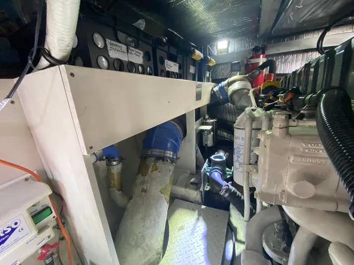 Off Line Yacht Photos Pics 