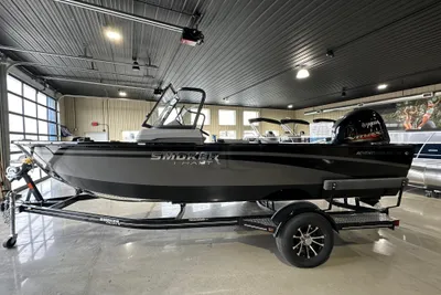 Smoker Craft Adventurer 188 DC