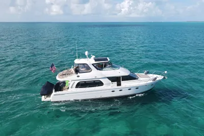 Carver 56 Voyager