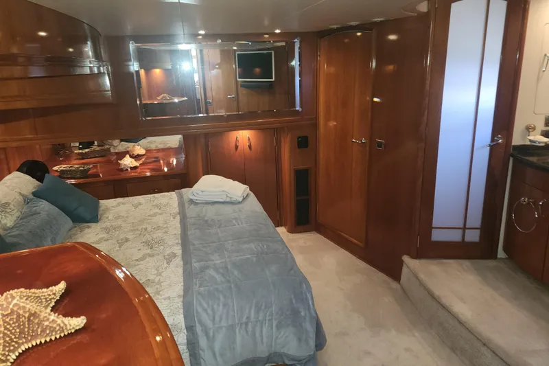 Linda Lee Yacht Photos Pics Carver 56 Voyager