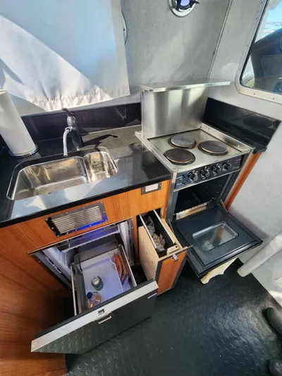 Black Pearl Yacht Photos Pics 