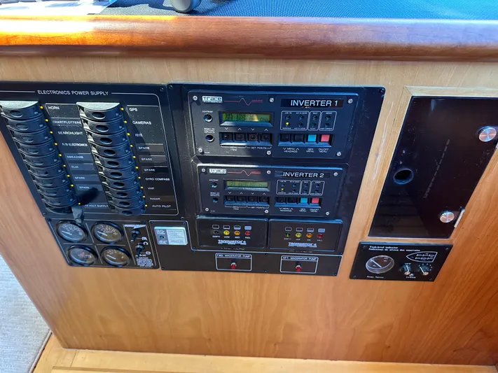 Safari Yacht Photos Pics 