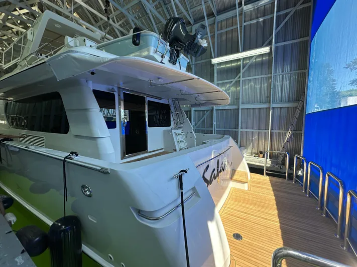 Safari Yacht Photos Pics 