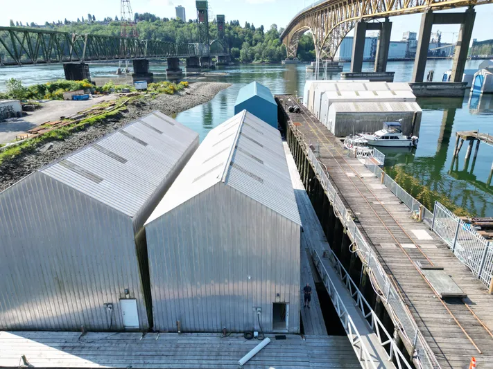 Safari Yacht Photos Pics 