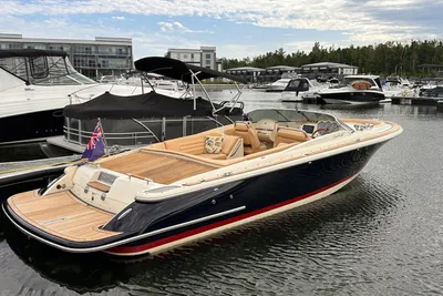 Chris-Craft Launch 28