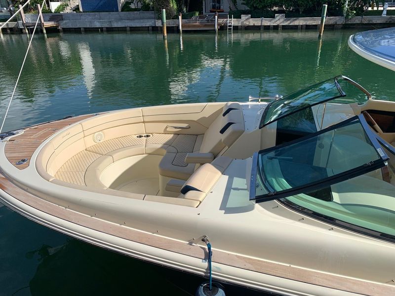 2019 Chris-Craft 35 Launch GT