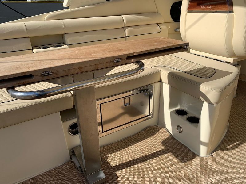 2019 Chris-Craft 35 Launch GT