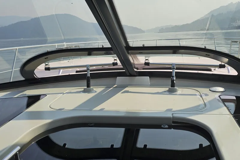 My Way Yacht Photos Pics 2013 Sea Ray 470 Sundancer yacht interior with panoramic window view.