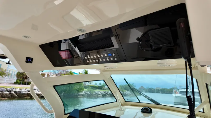 Dobby Yacht Photos Pics 