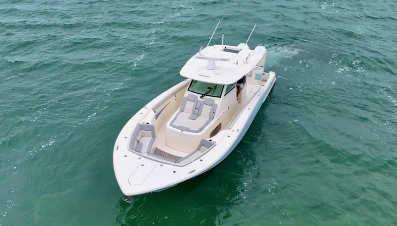 Dobby Yacht Photos Pics 