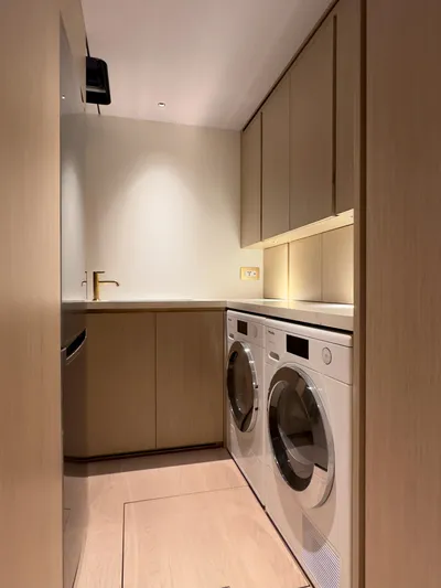 Carbon-fiber Power Catamaran Yacht Photos Pics 