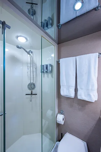 Lady Lorraine Yacht Photos Pics 