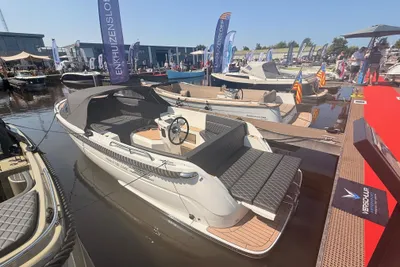 2025 Primeur 700 lounge, demo met 52 Pk VAARKLAAR