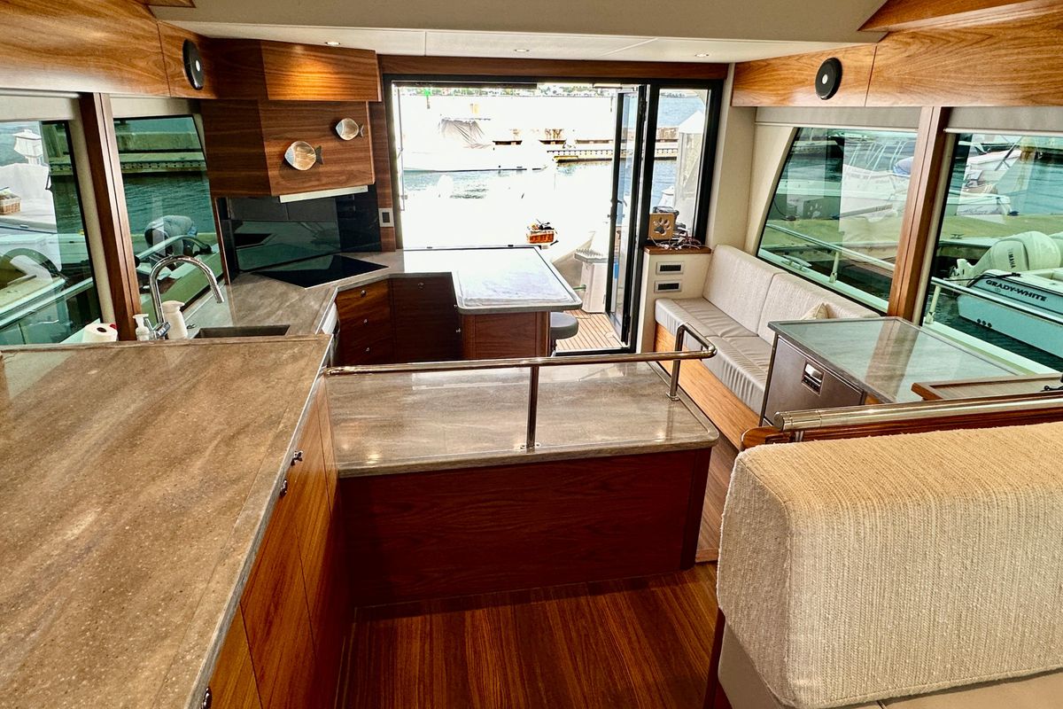 2023 Outer Reef Yachts 62 