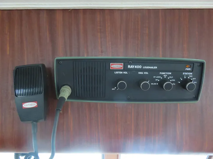 Rive' Gauche Yacht Photos Pics 