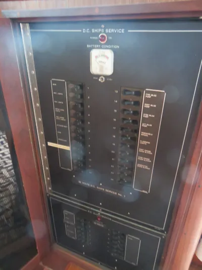 Rive' Gauche Yacht Photos Pics 