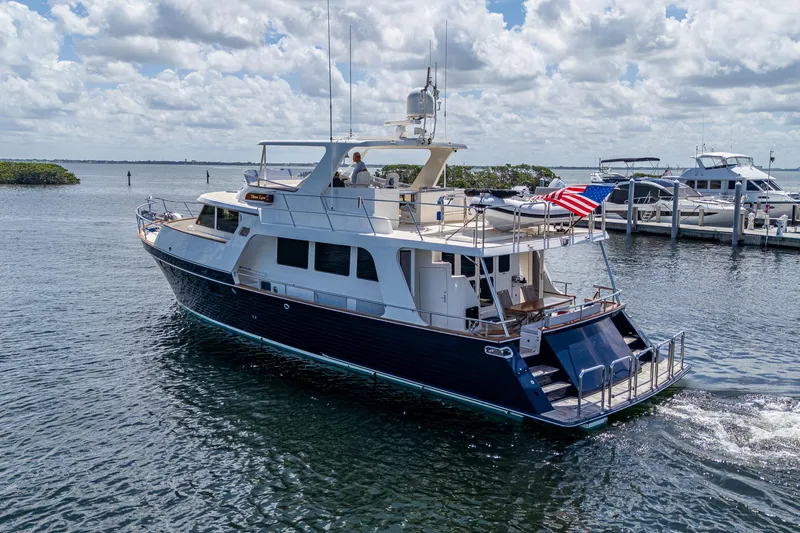 Diane Lynn Yacht Photos Pics 