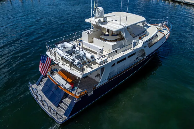 Diane Lynn Yacht Photos Pics 