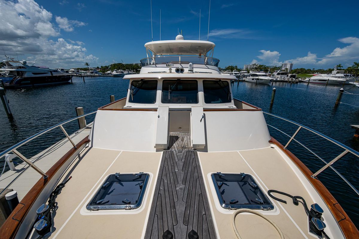 2012 Marlow 61 