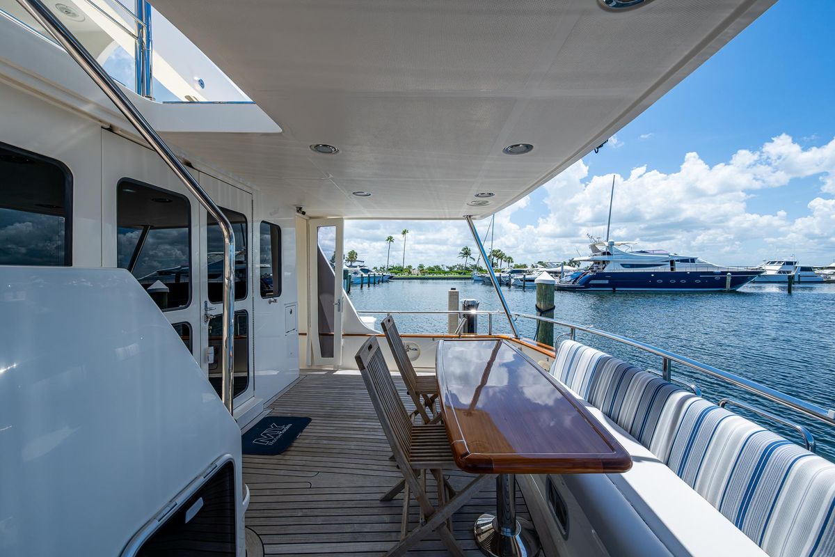 2012 Marlow 61 