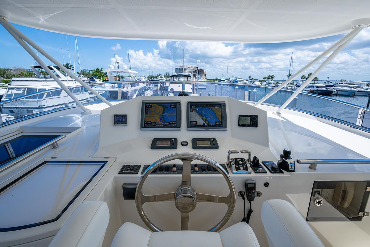2012 Marlow 61 