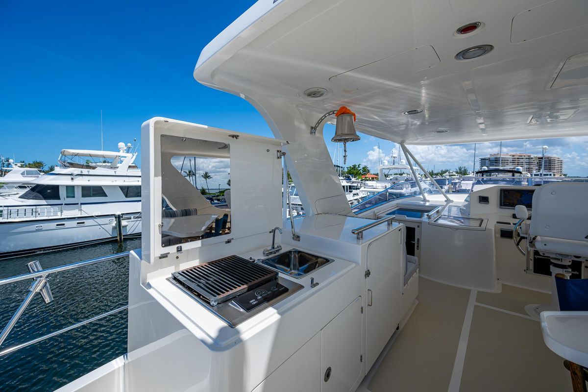 2012 Marlow 61 