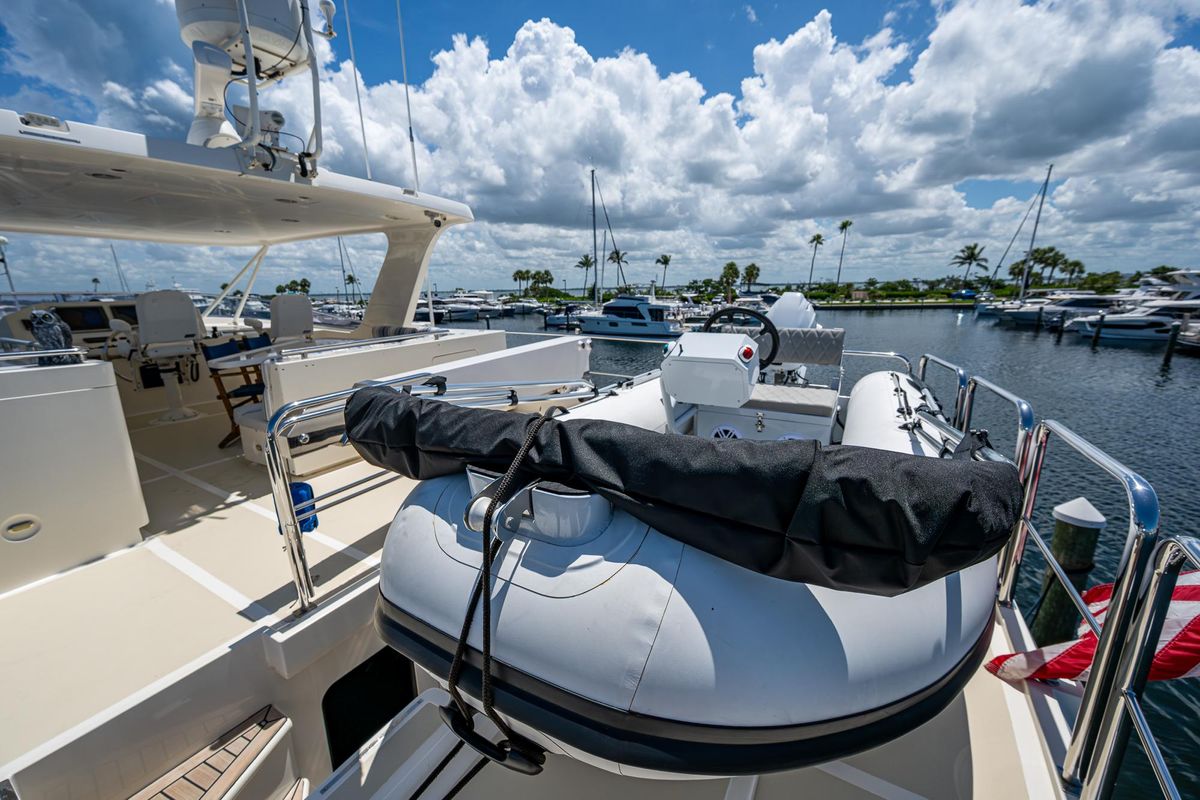 2012 Marlow 61 