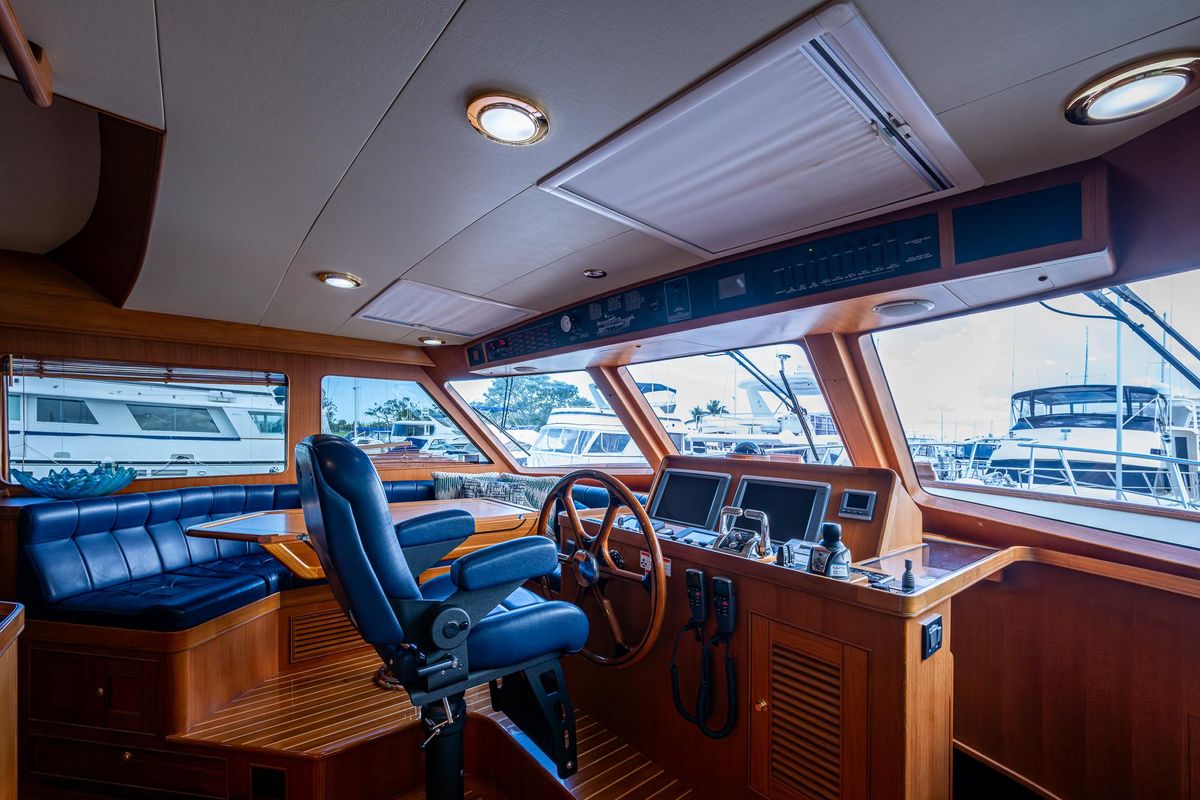 2012 Marlow 61 