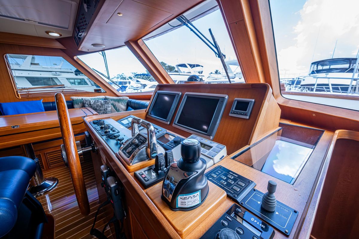 2012 Marlow 61 