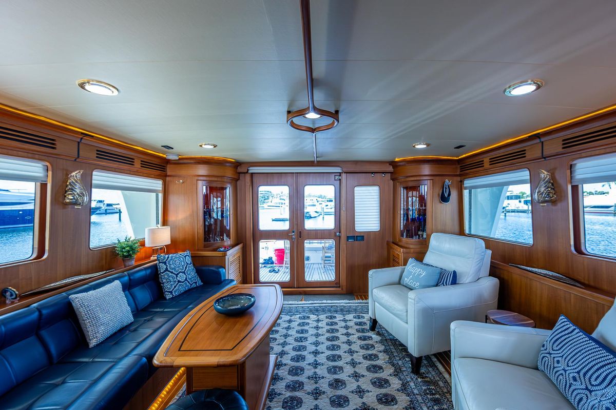 2012 Marlow 61 