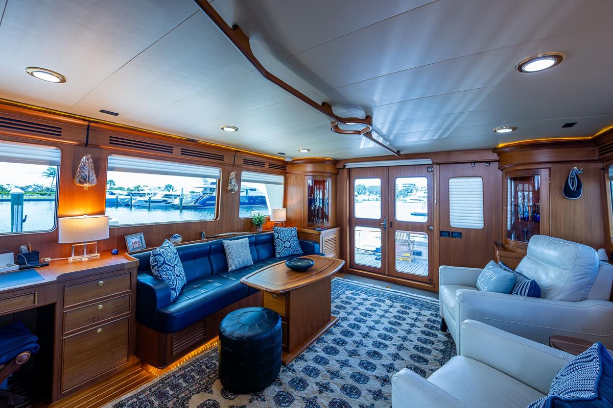 2012 Marlow 61 