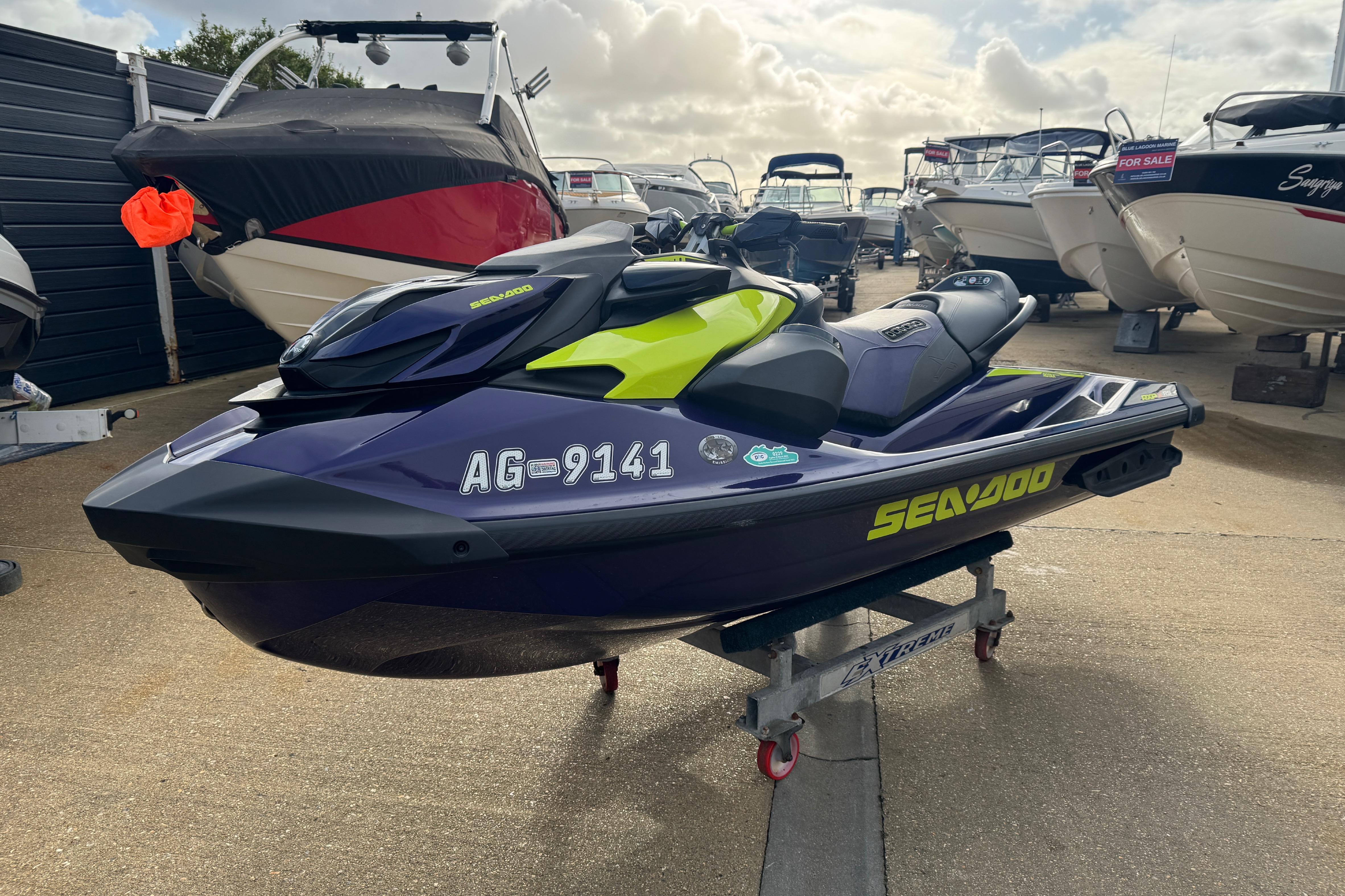 2021 Sea-Doo RXP-X 300