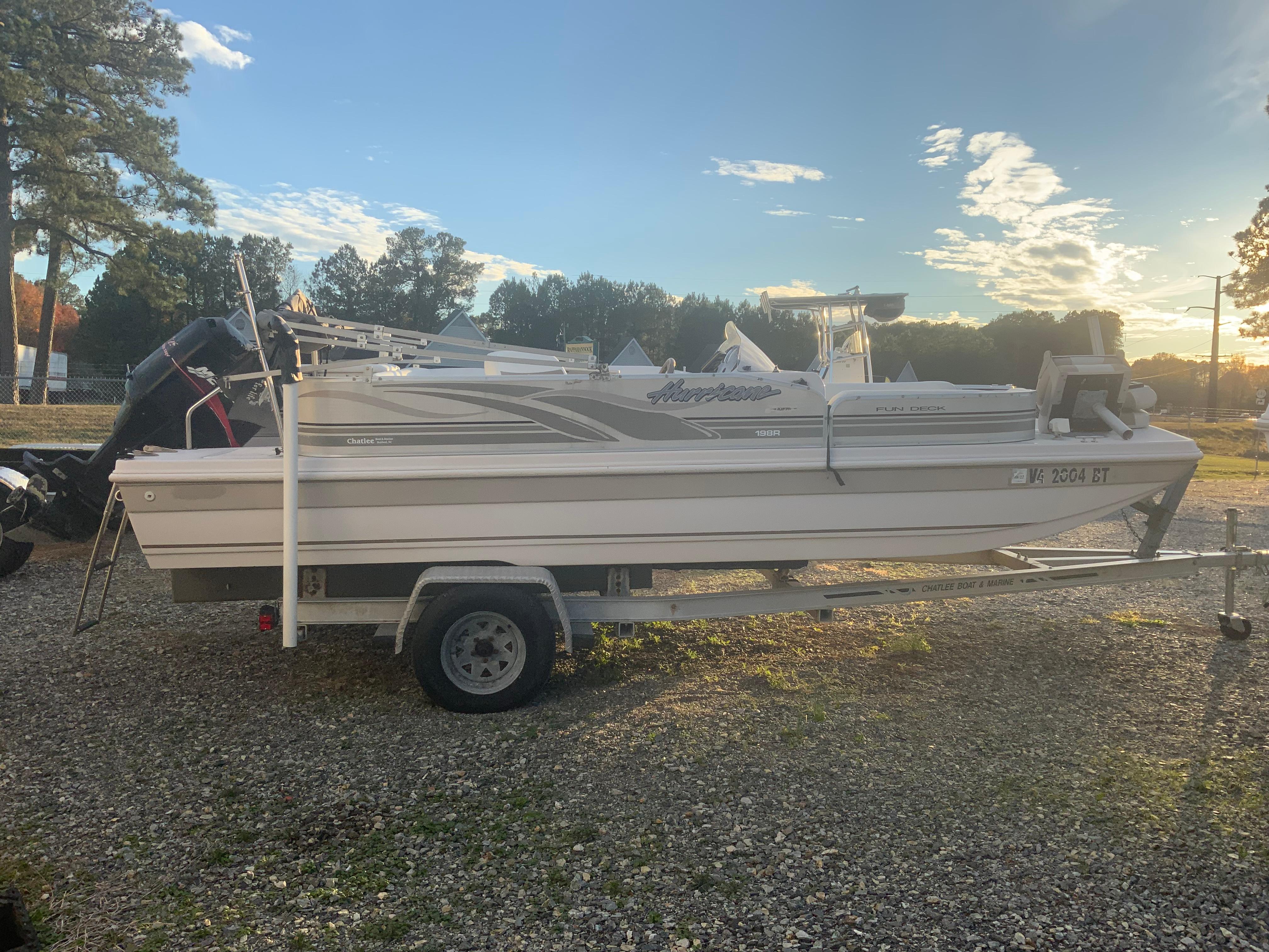 2002 Hurricane FunDeck 198 RE Deck Boat for sale YachtWorld