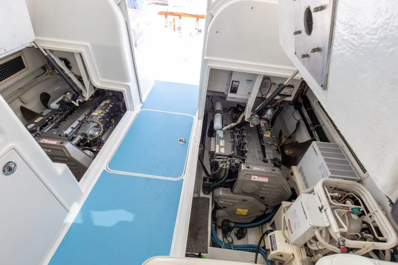 Bobo Yacht Photos Pics 