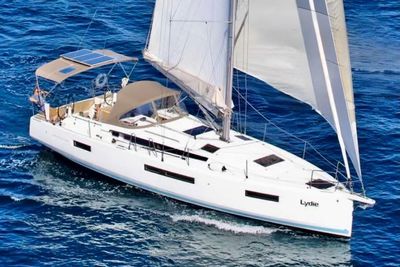 Yacht