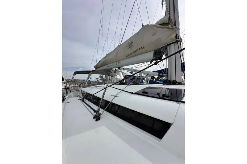  Yacht Photos Pics 2019 Jeanneau Sun Odyssey 440 sailboat with sleek design and rigging details.