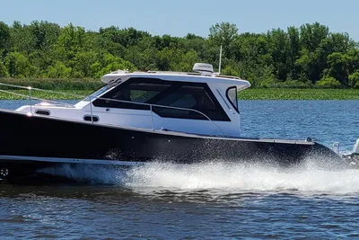 True North 34 Outboard Express