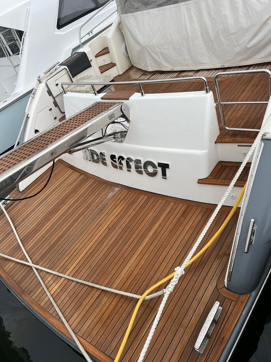 2007 Uniesse 54 
