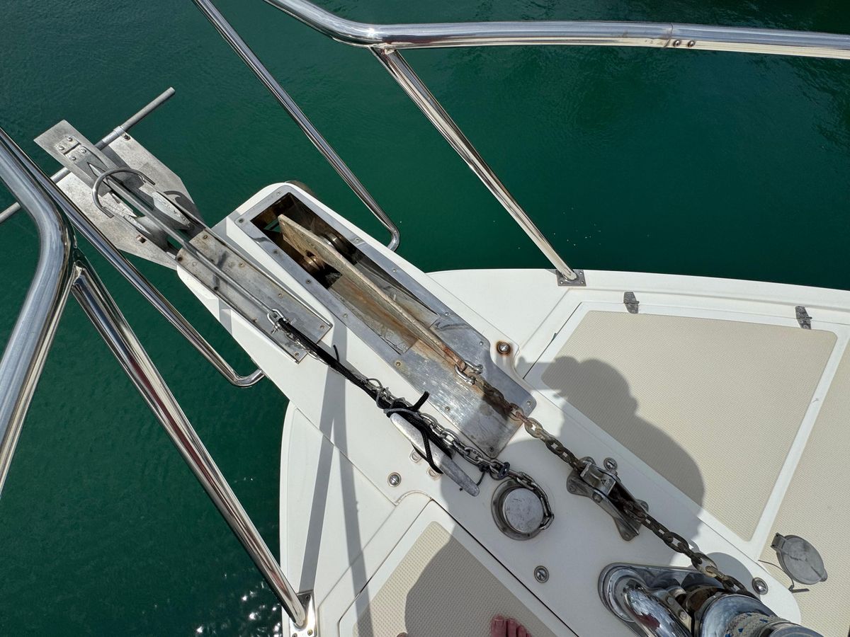 2001 Offshore Yachts 54 
