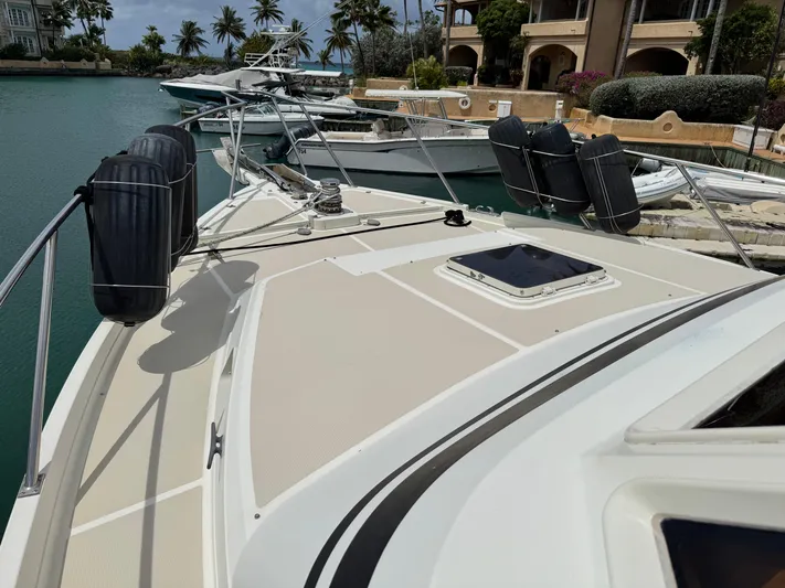 Silver Lining Yacht Photos Pics Fender Storage