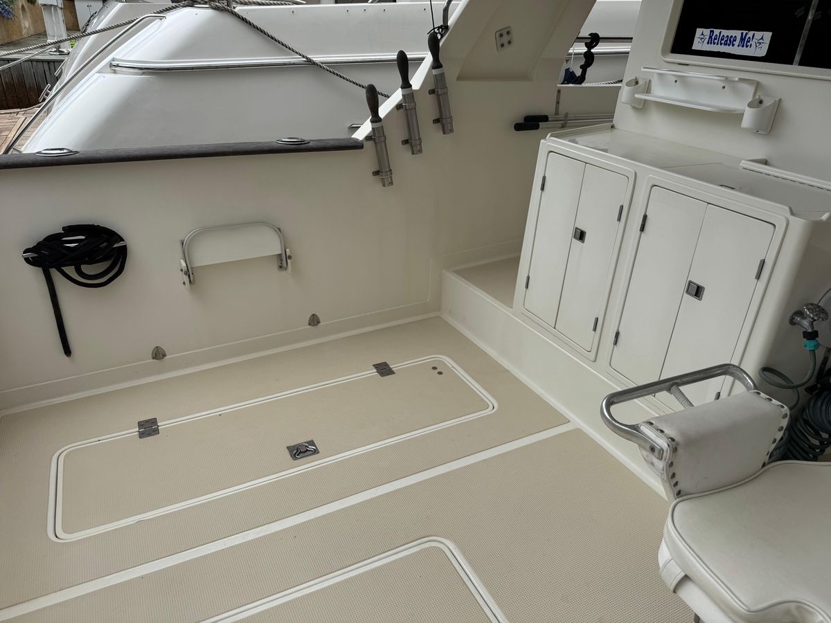 2001 Offshore Yachts 54 