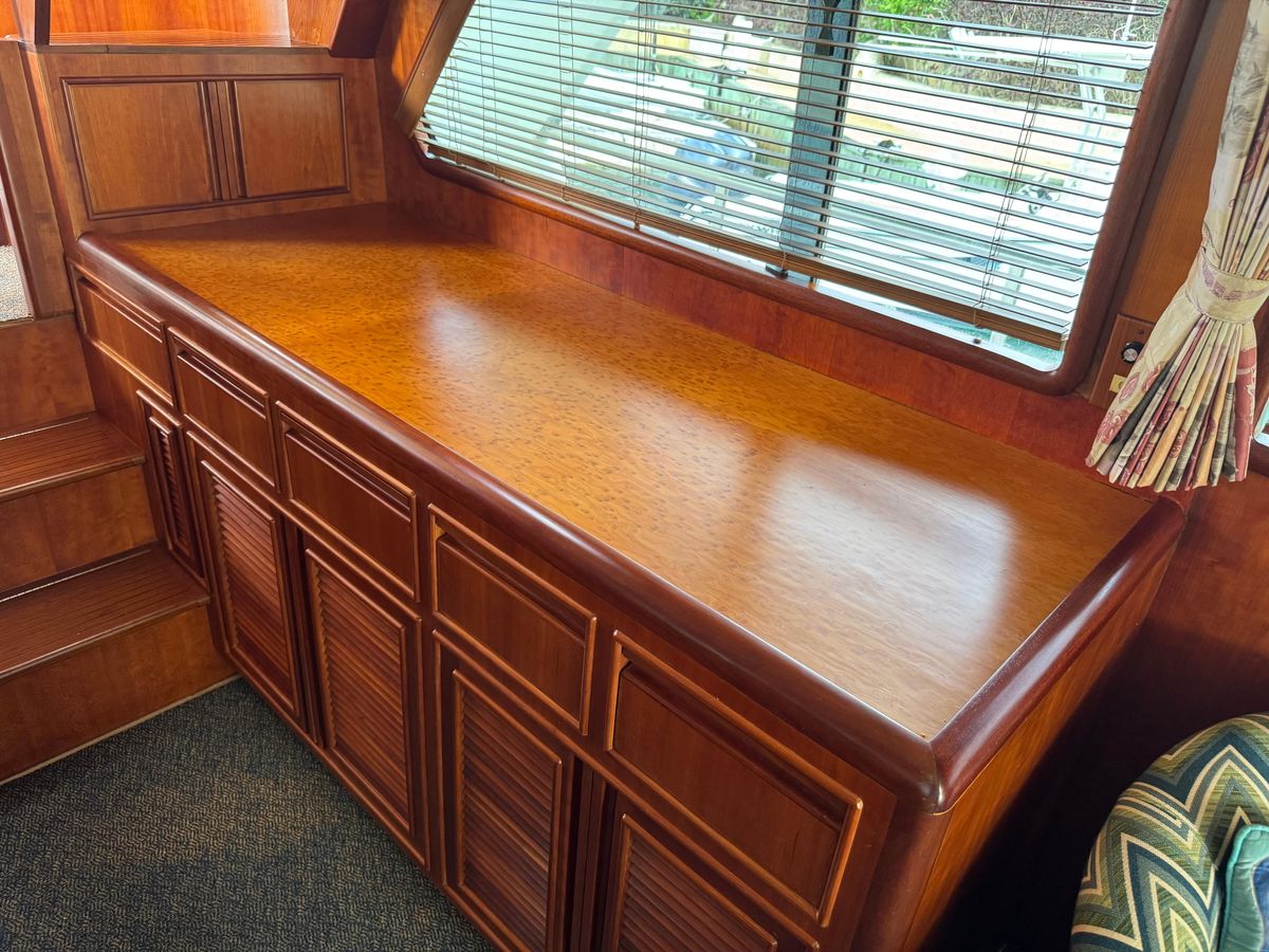 2001 Offshore Yachts 54 