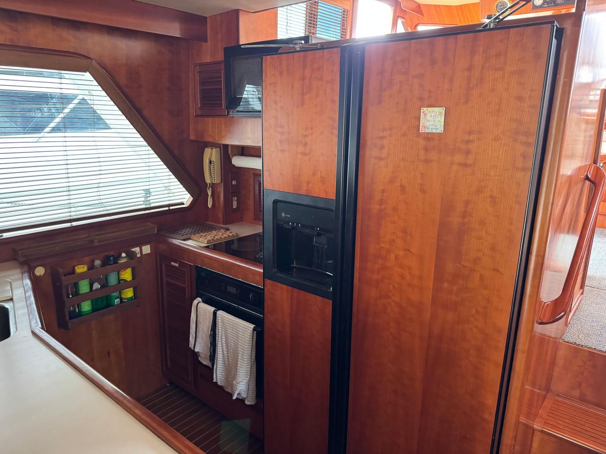 2001 Offshore Yachts 54 