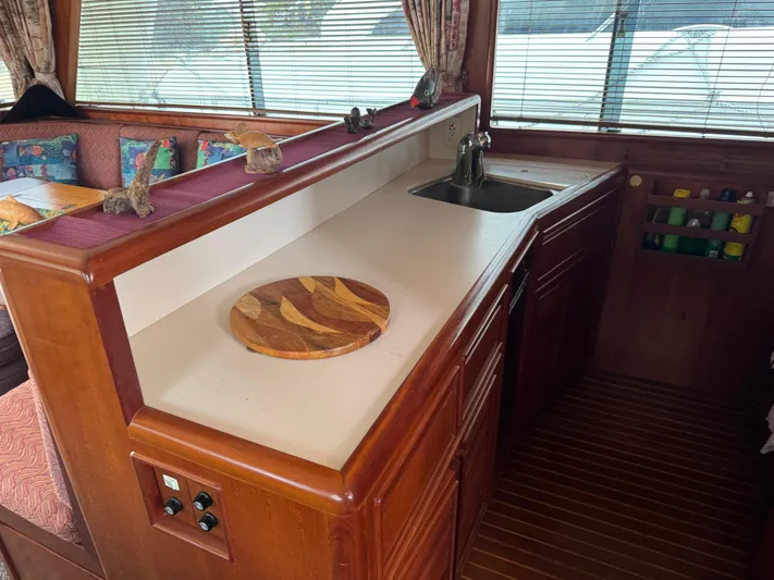 Silver Lining Yacht Photos Pics Galley Counter