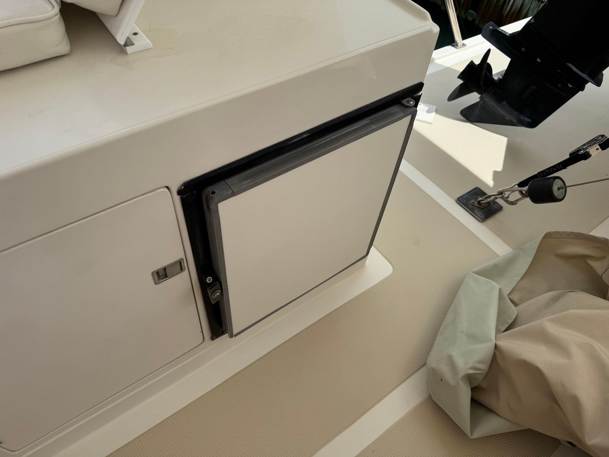 2001 Offshore Yachts 54 
