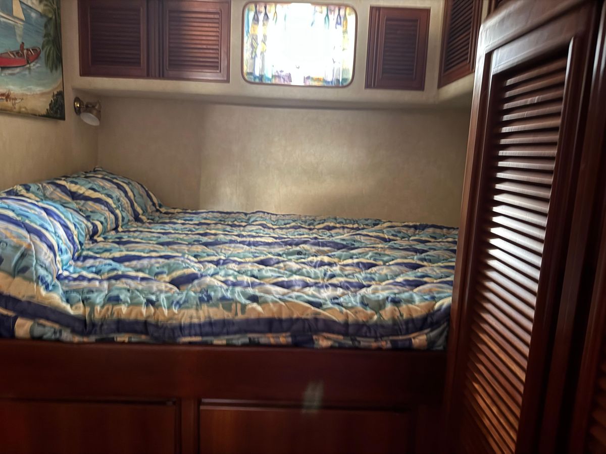 2001 Offshore Yachts 54 