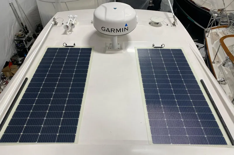 Silver Lining Yacht Photos Pics 2017 Tiara Yachts C39 Coupe with solar panels and Garmin equipment on the roof.