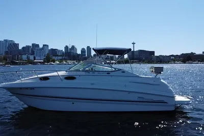 Chaparral 260 Signature Cruiser