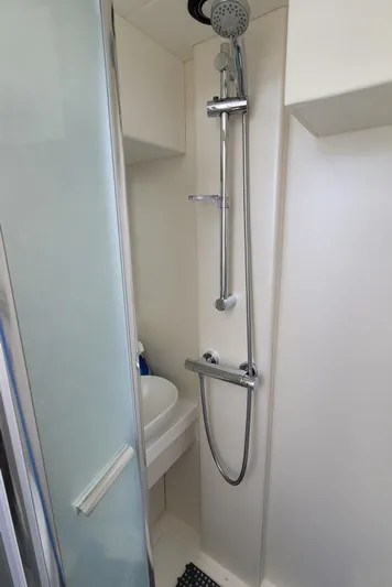 Lucky Ladies Yacht Photos Pics Crew Quarters